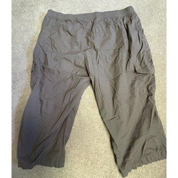 St John’s Bay 2x Capri Pants Tan Pull On Cotton Spandex - Picture 3 of 3